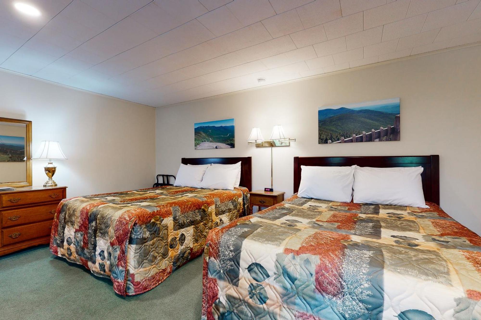 Riverbank Motel And Cabins Managed By Vacasa Lincoln Room photo